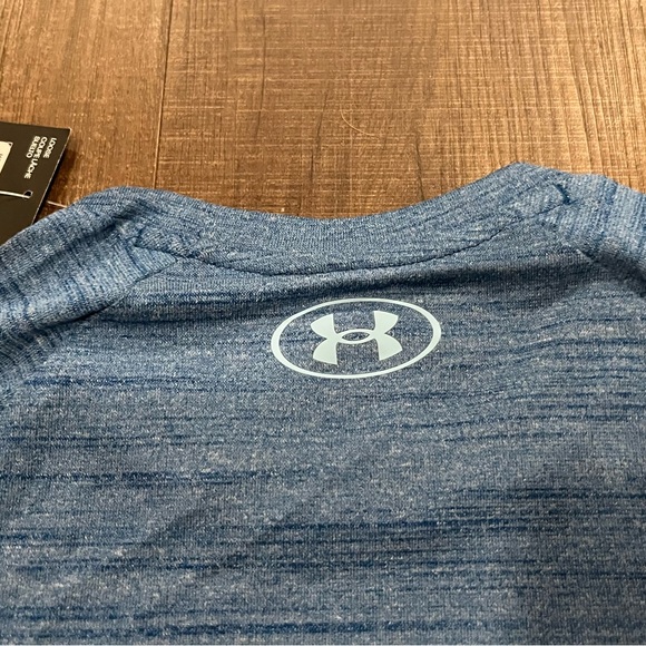 Mens Under Armour Loose Shirt, Size Small - Picture 8 of 10